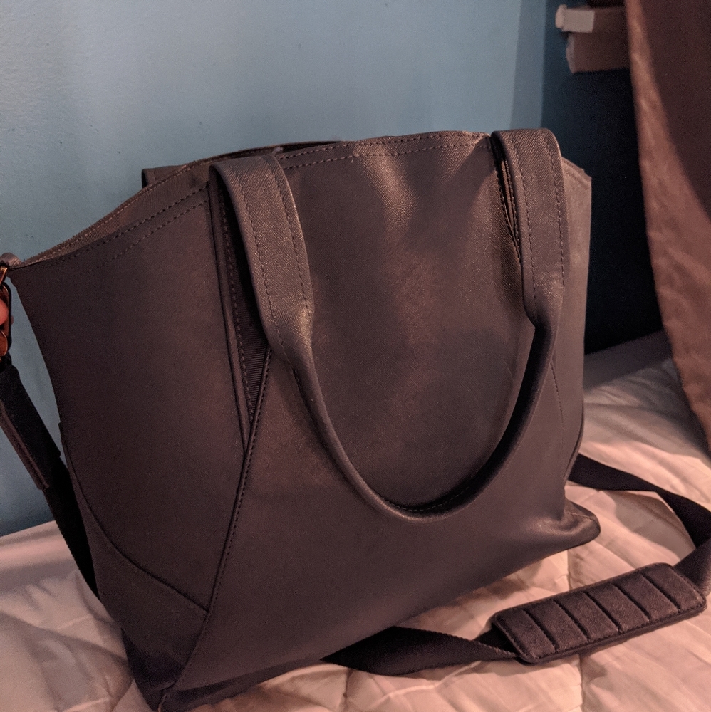 Blue Lululemon all day tote mini 15L